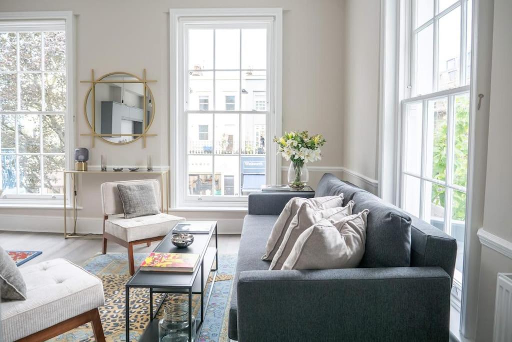 Spectacular Flat Located In Prime Notting Hill Apartment