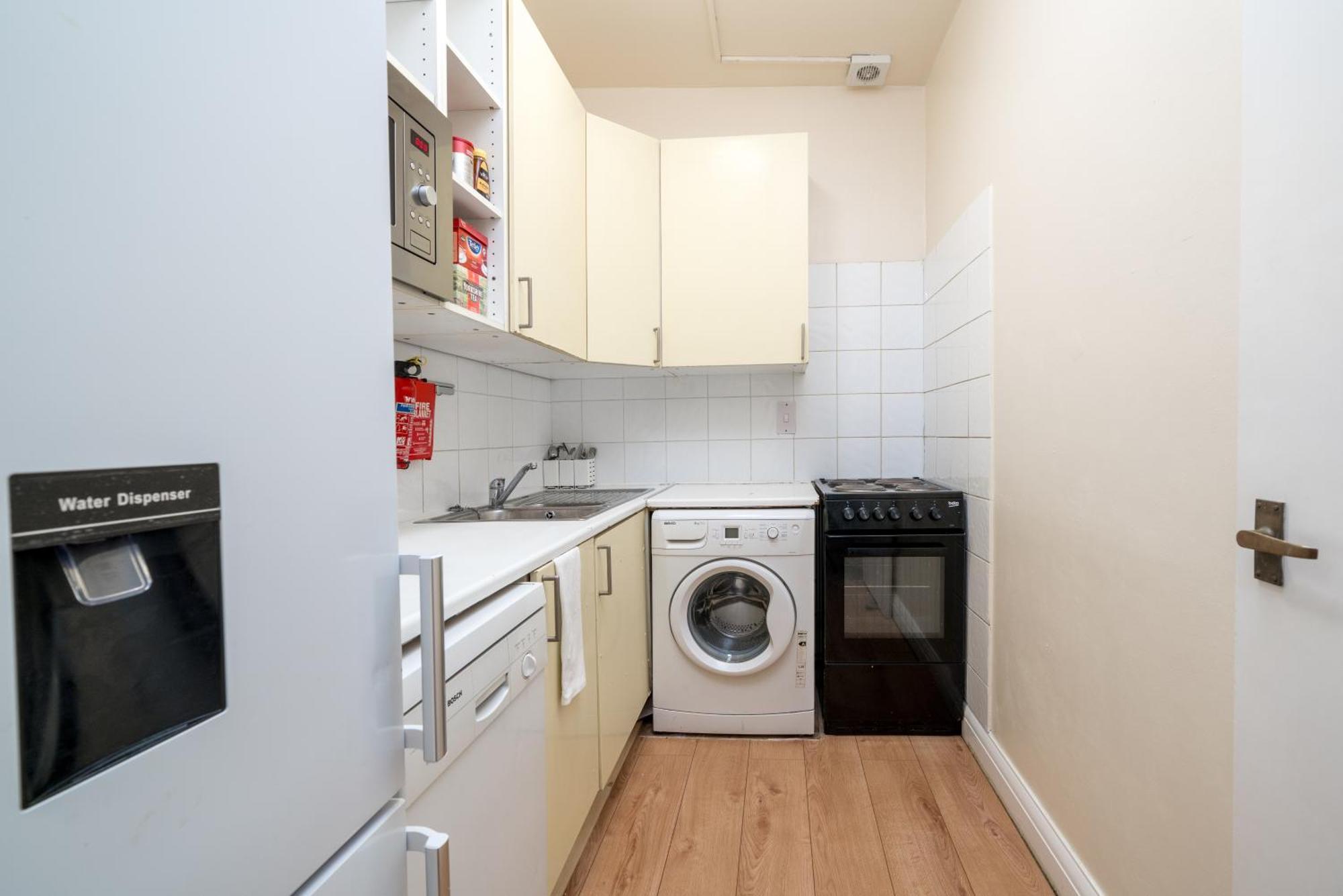 Apartment Cozy Maisonette Near Abbey Road *