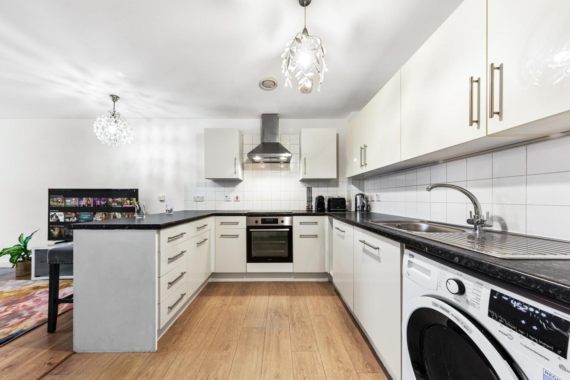Modern Spacious 1 Bedroom Flat In Camden Apartment London