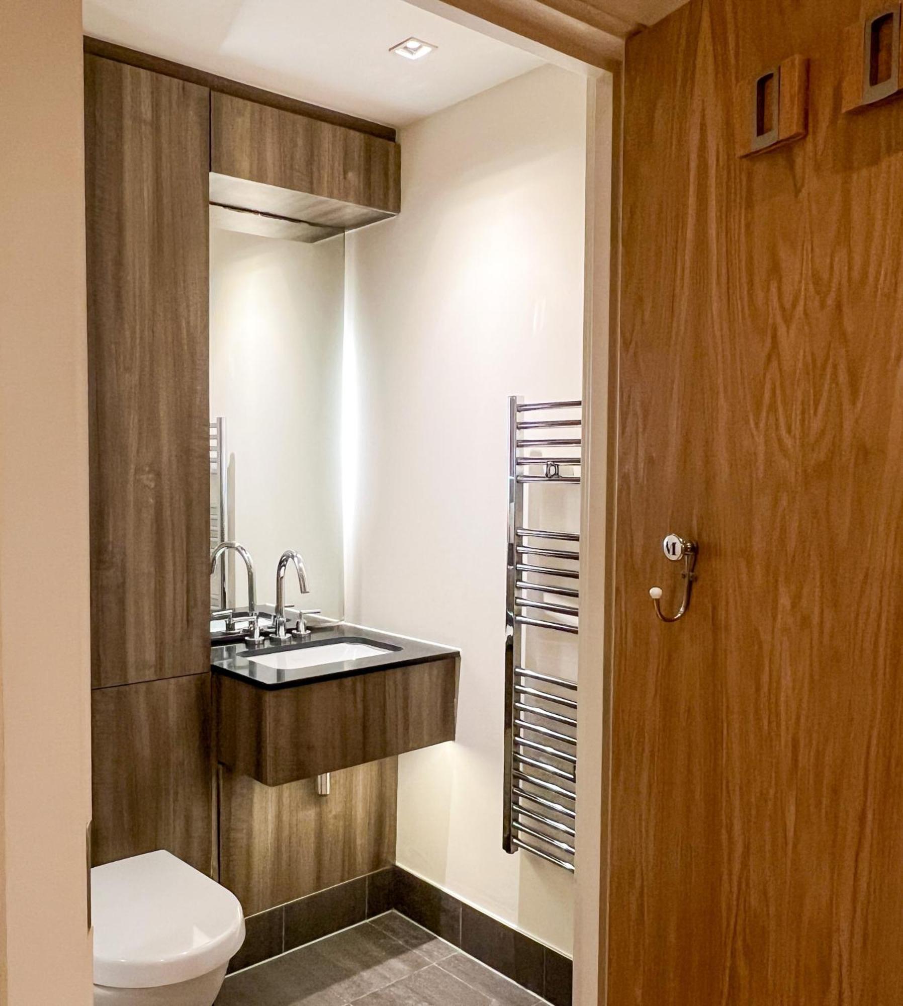 Apartment Wood Flat London
