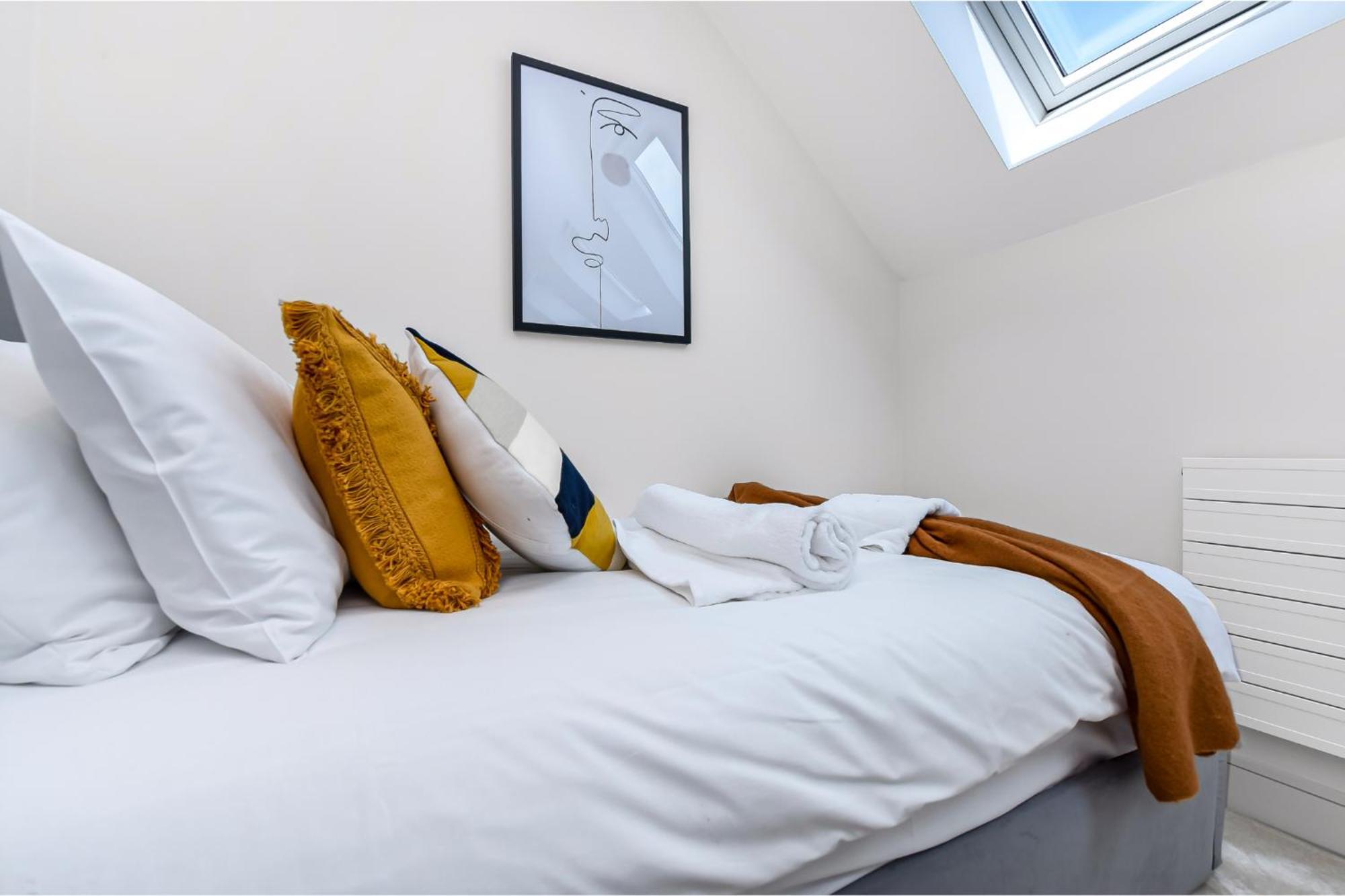 Creative Stylings 2 Bedroom In Wembley Park * London