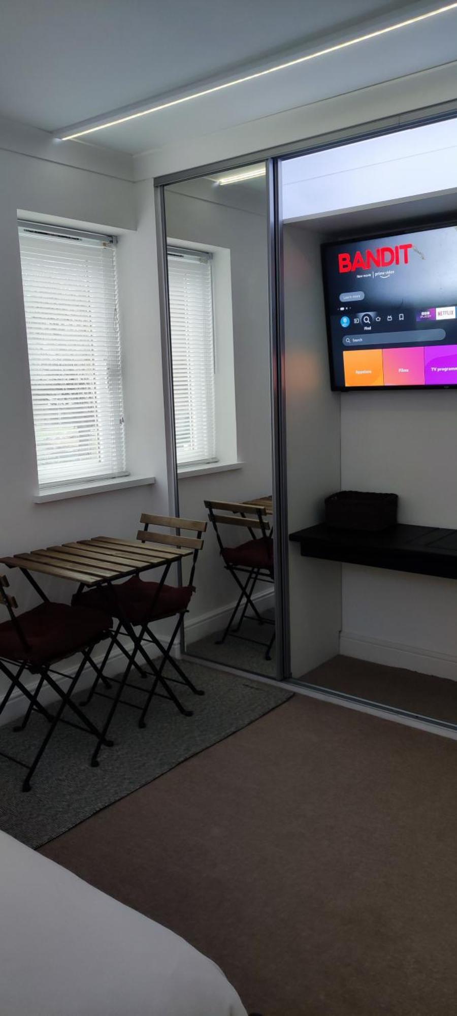 Surrey Quays Residency - Serviced Guest house