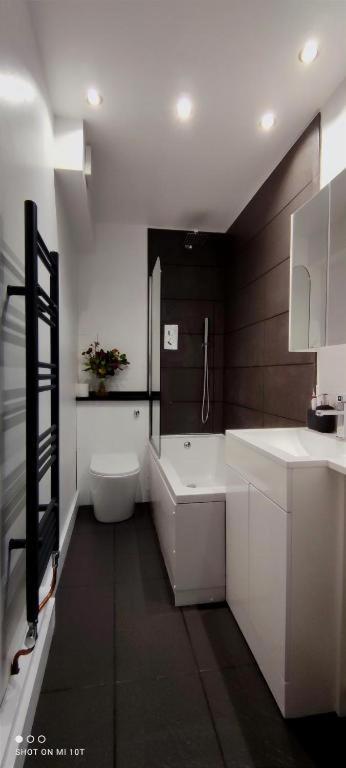 Surrey Quays Residency - Serviced Guest house London