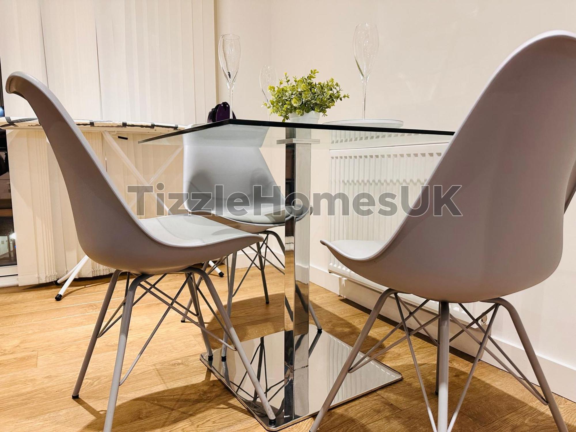 Tizzlehomesuk Leilighet *