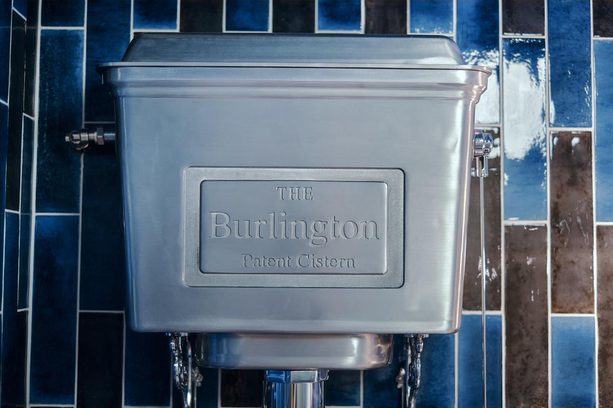 Inn The Black Lion Pub & Boutique 3*