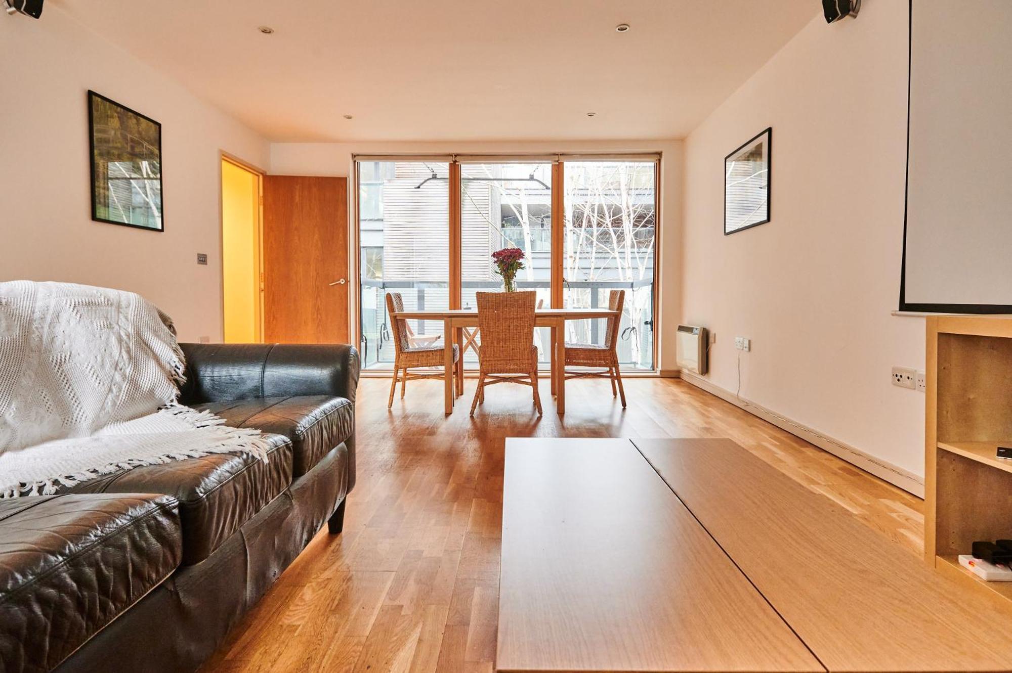 Appartement Bright 2 Bedroom Flat In Old Street With Balcony *