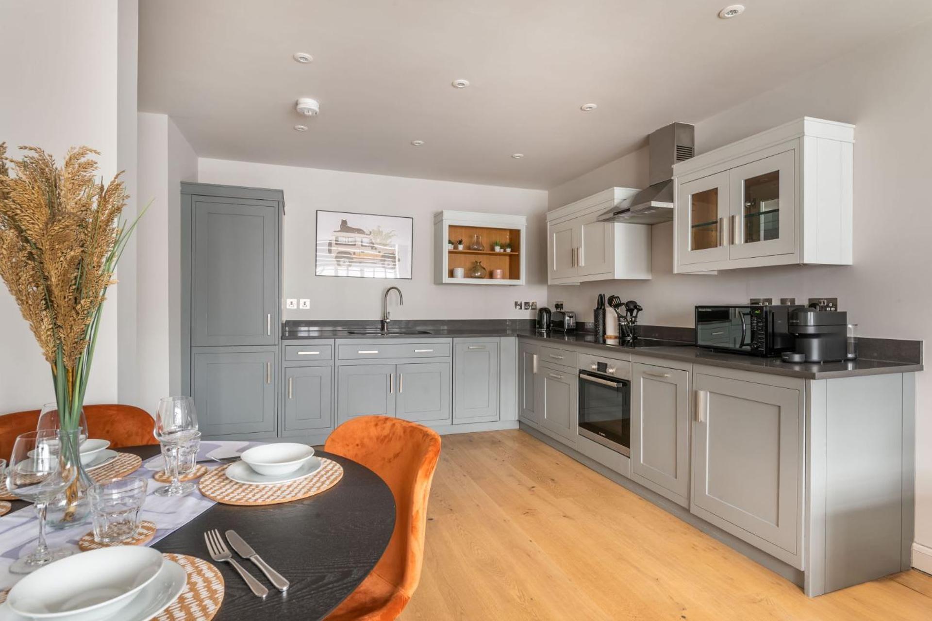 Amigos Nest - Farringdon - By Frankie Says * Londen