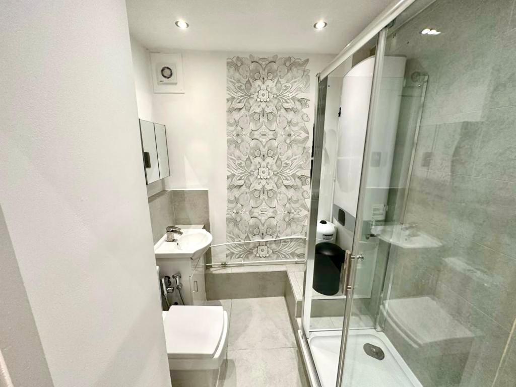 2 Minutes From Oxford Street Private D Homestay