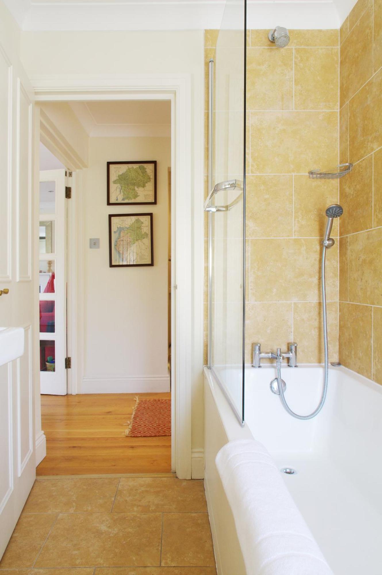 Notting Hill Light & Airy Apartment London