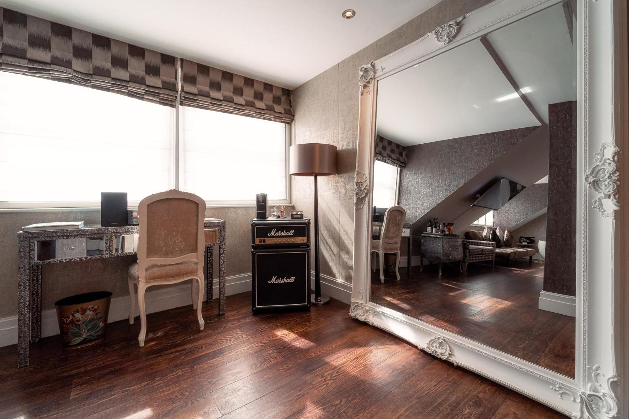 Karma Sanctum Soho Hotell