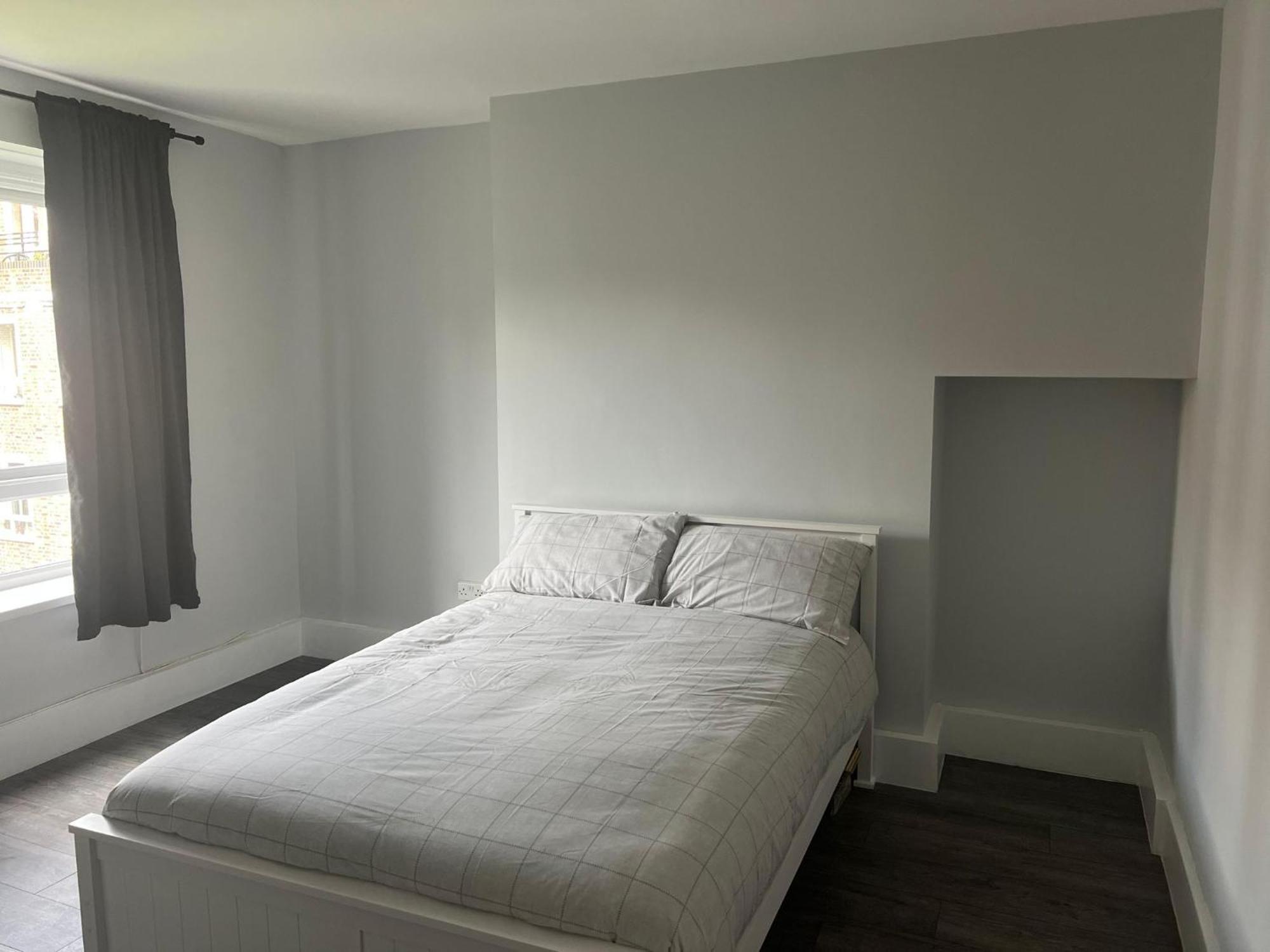 Vauxhall Guest house *
