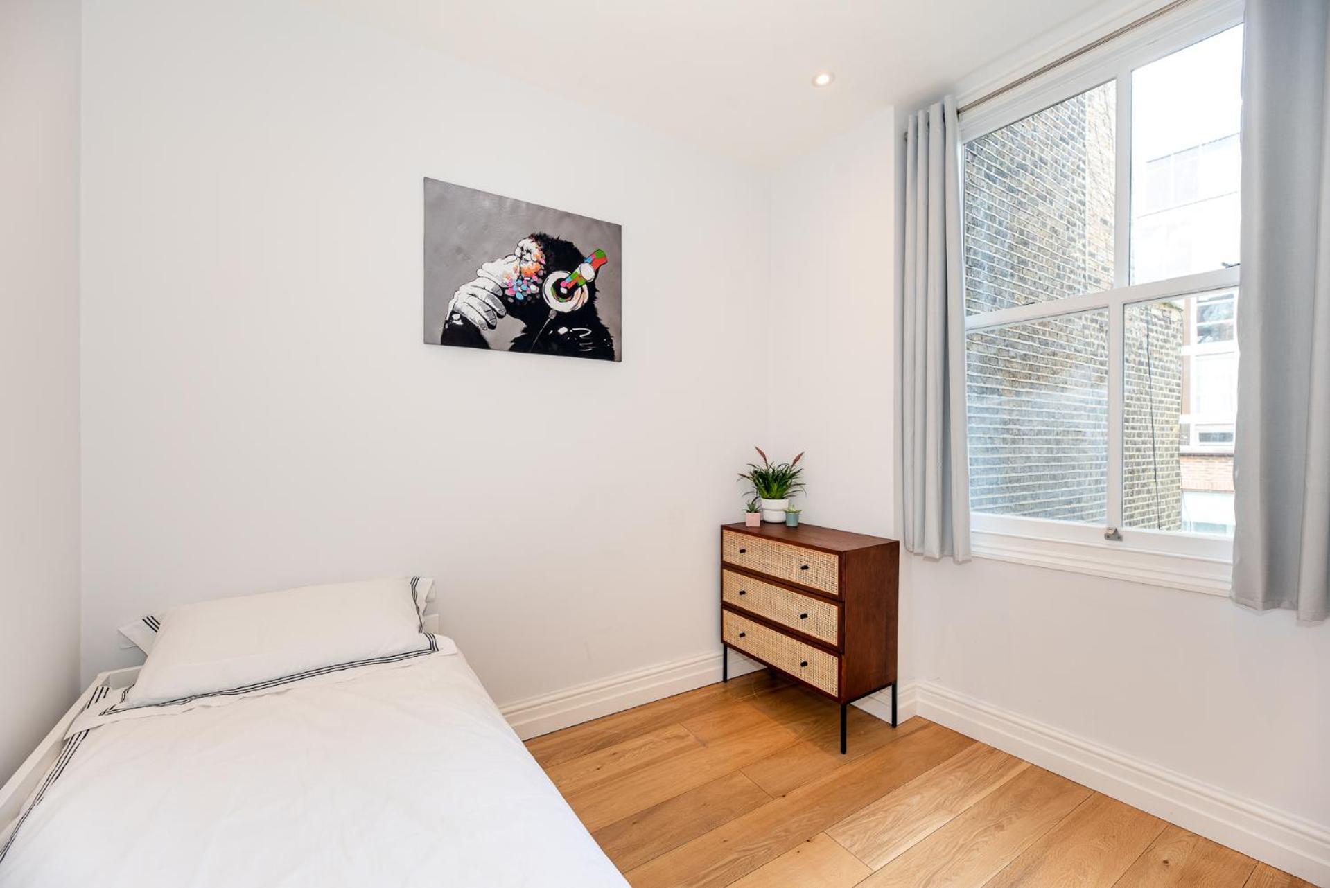 2-bedroom Victorian In Kensington * London