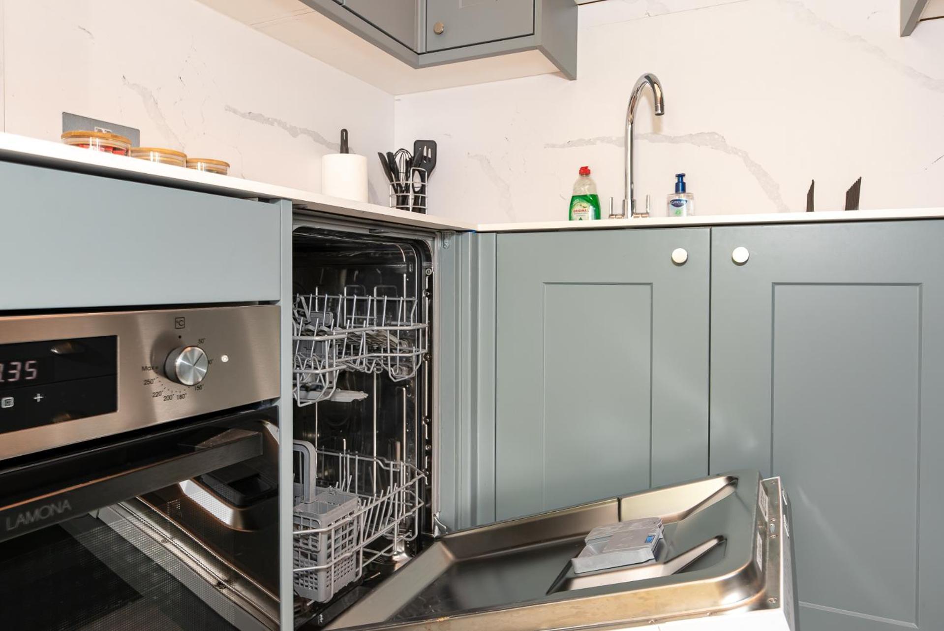 2-bedroom Victorian In Kensington
