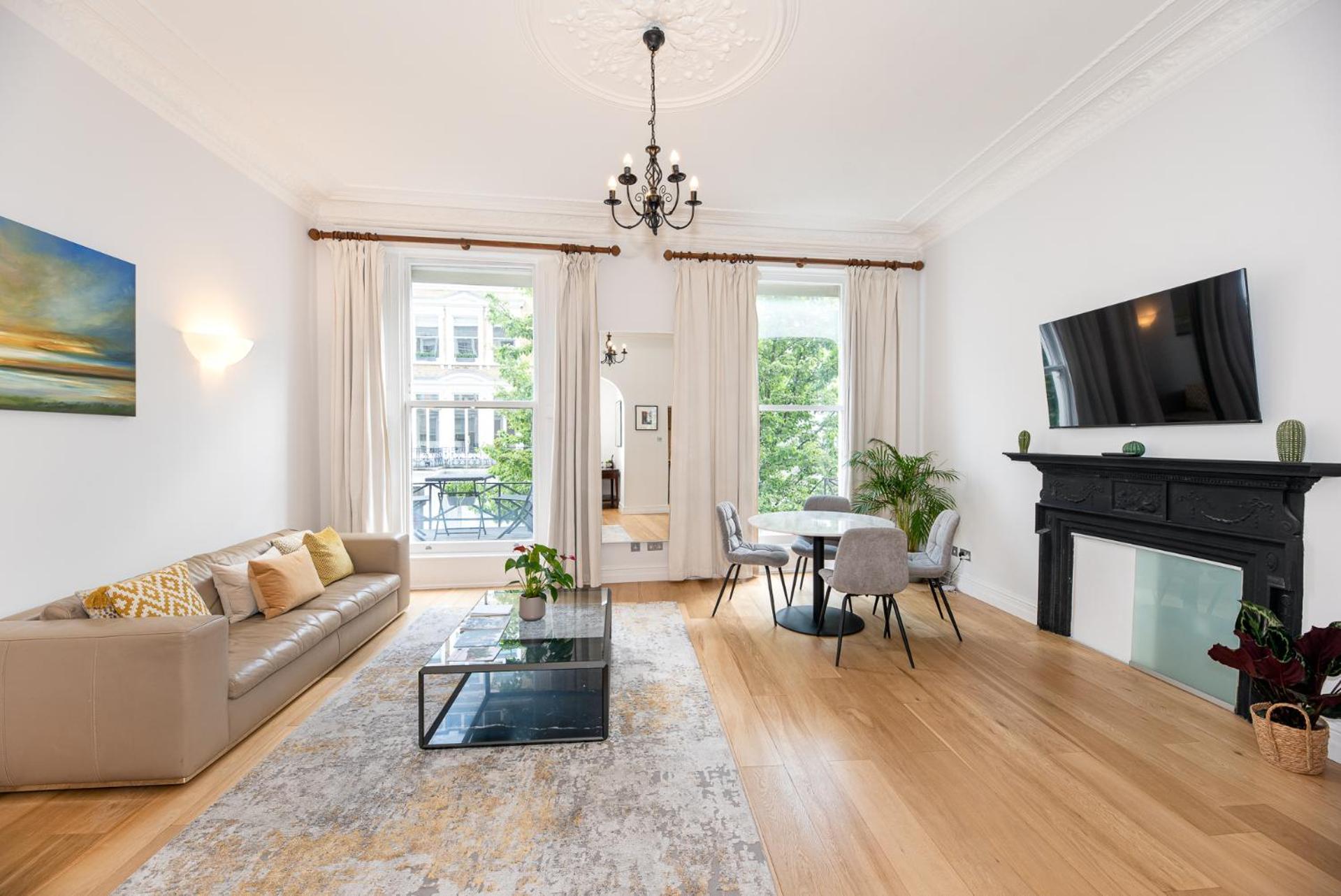 2-bedroom Victorian In Kensington Apartment