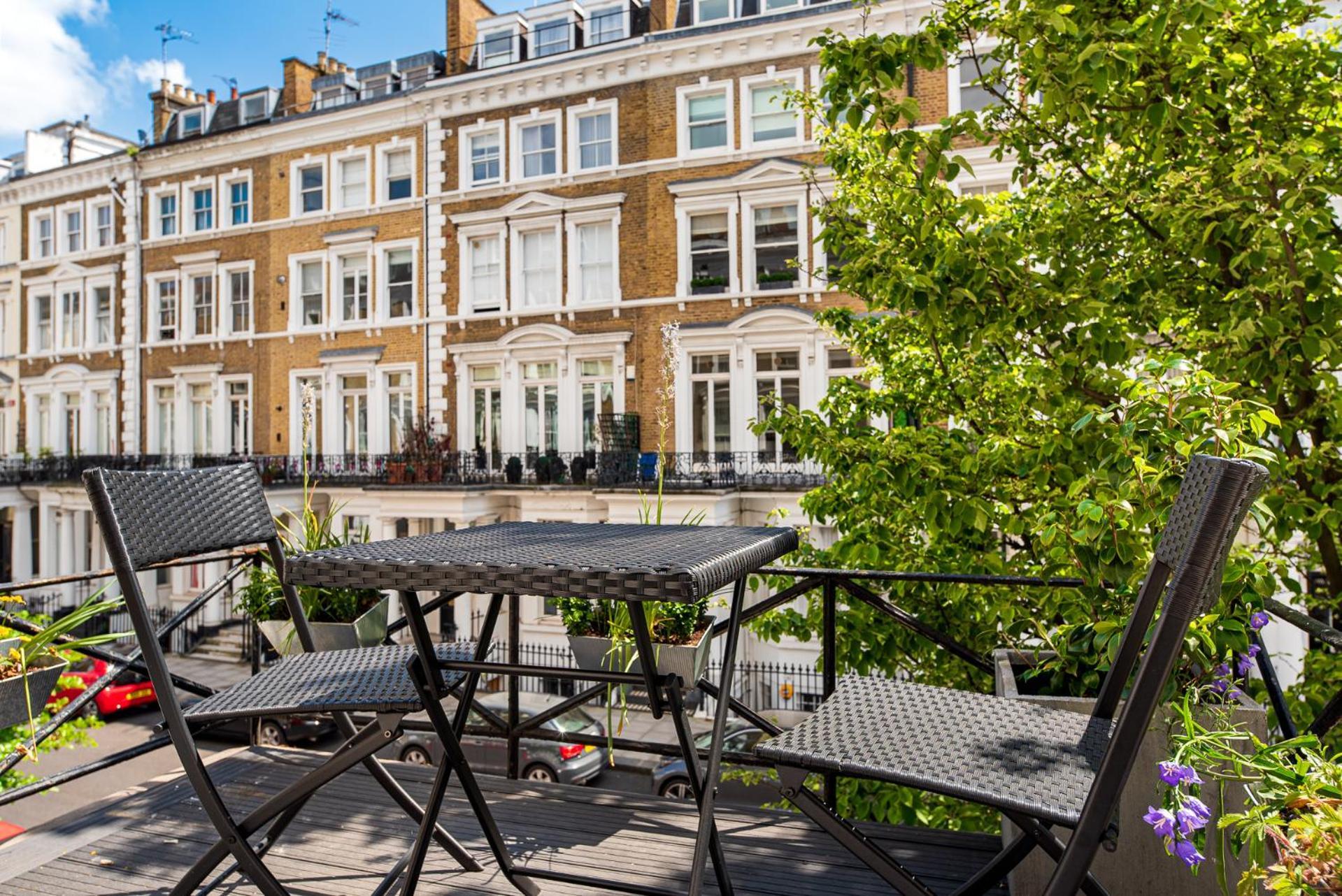 2-bedroom Victorian In Kensington *