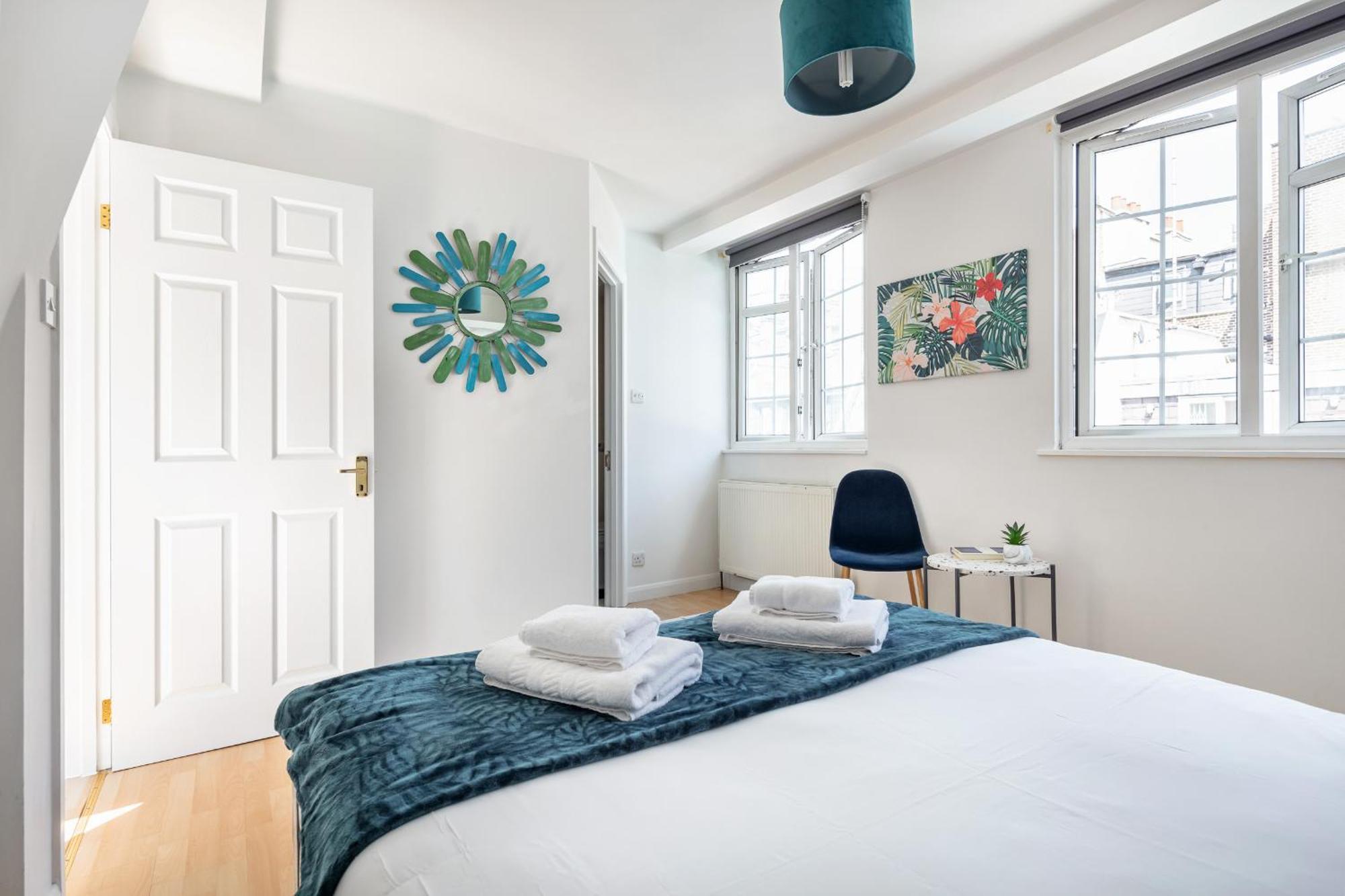 Feriehus - Cozy 3 Bed House On A Quiet Mews - *