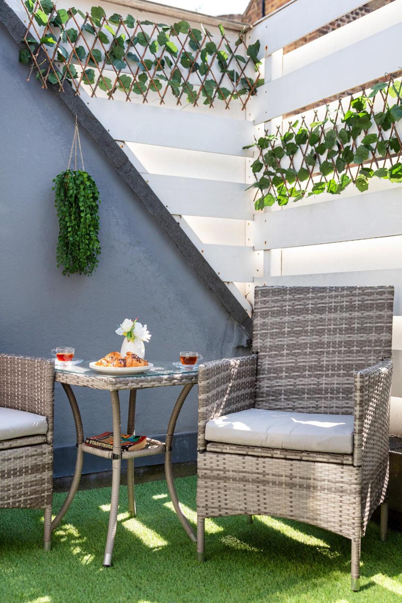 Feriehus - Cozy 3 Bed House On A Quiet Mews - London