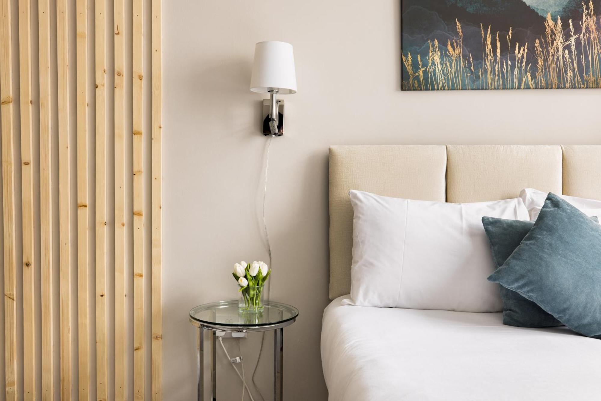 Euston Apartment