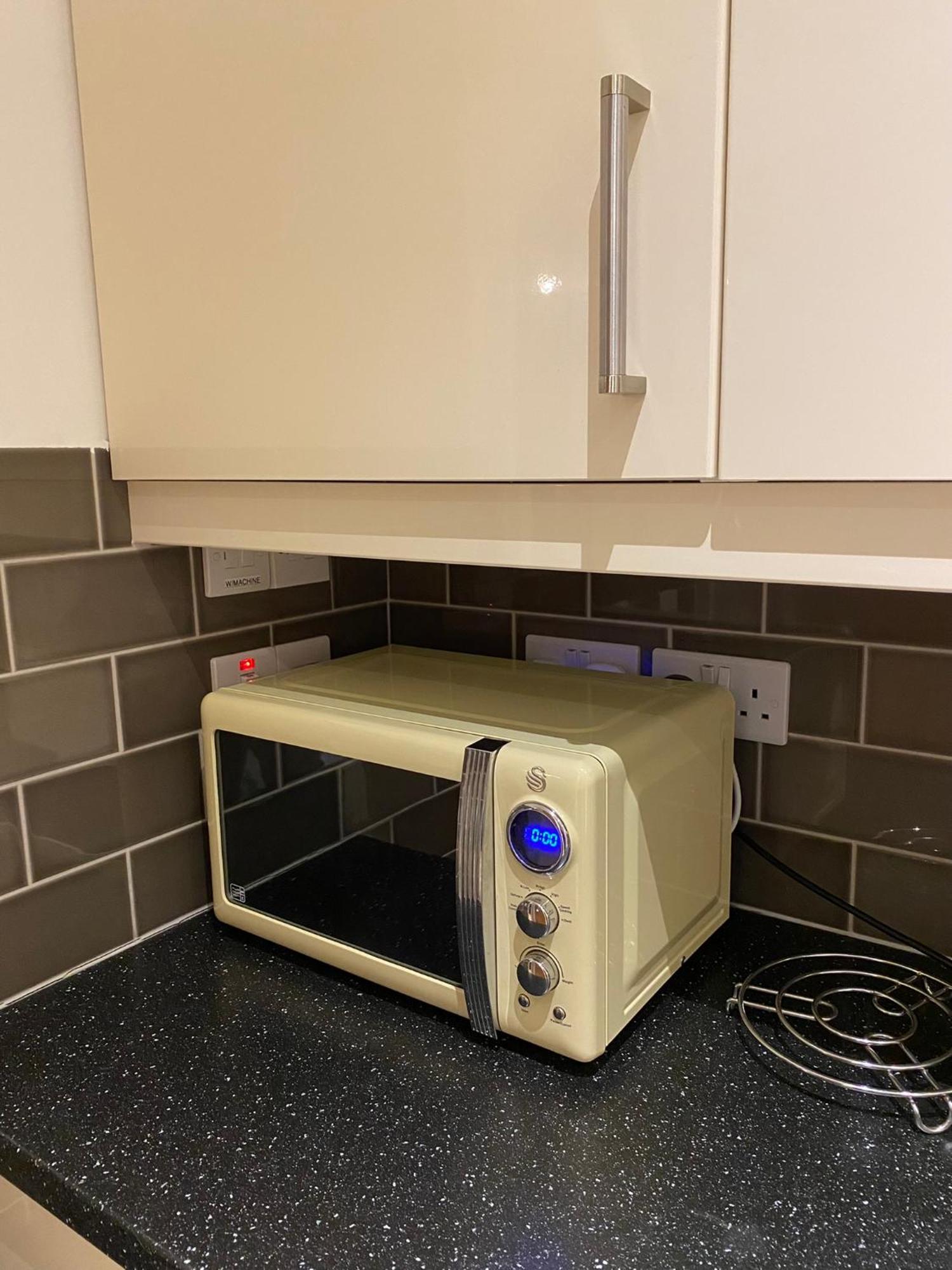 Luxury Sauna Jacuzzi Excel Canary Wharf Zone 2