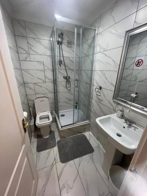 Modern, Family-Friendly Apartment By Hyde Park & Museums * Londres