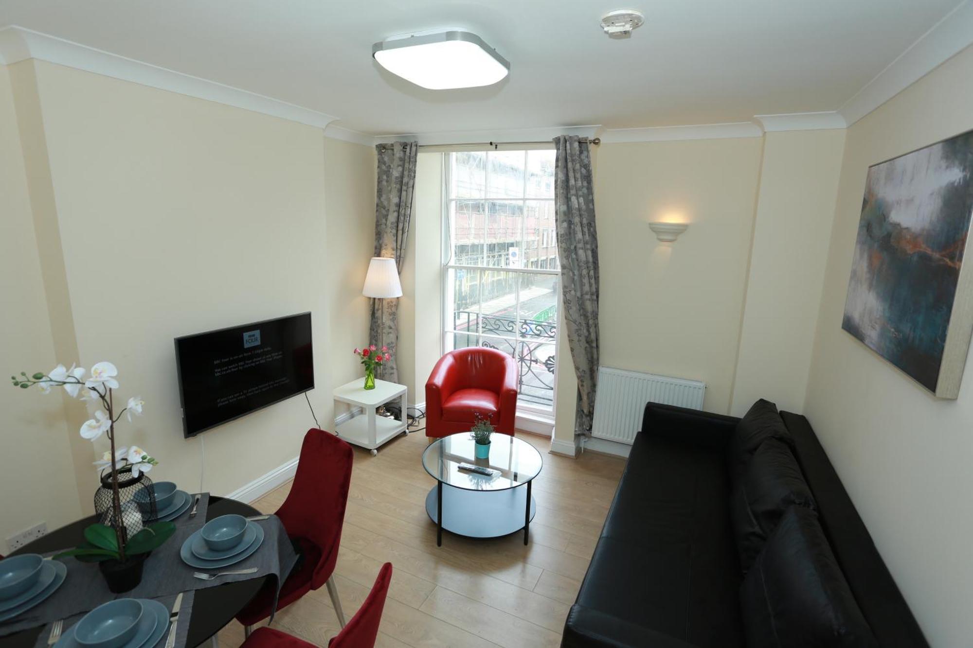 Jasmine 1 At Baker Street Apartment London