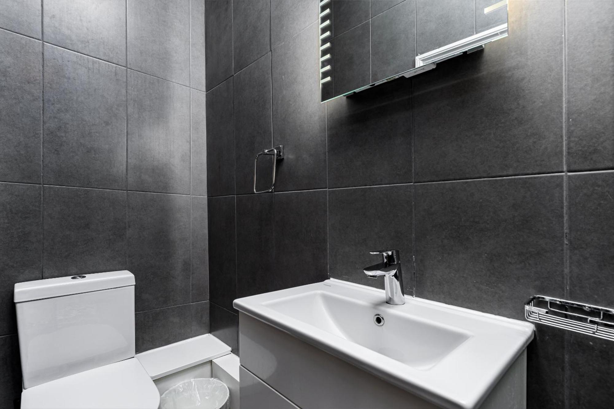 Ryam Bed & Breakfast London
