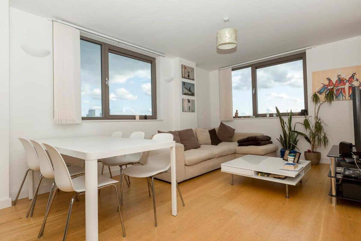 Apartment 2 Bedroom East With Amazing Views *