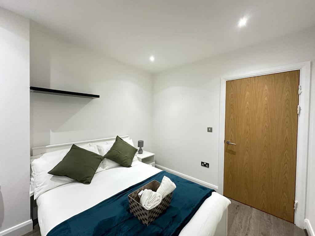 Leilighet Luxury 2 Bedroom Penthouse Near London