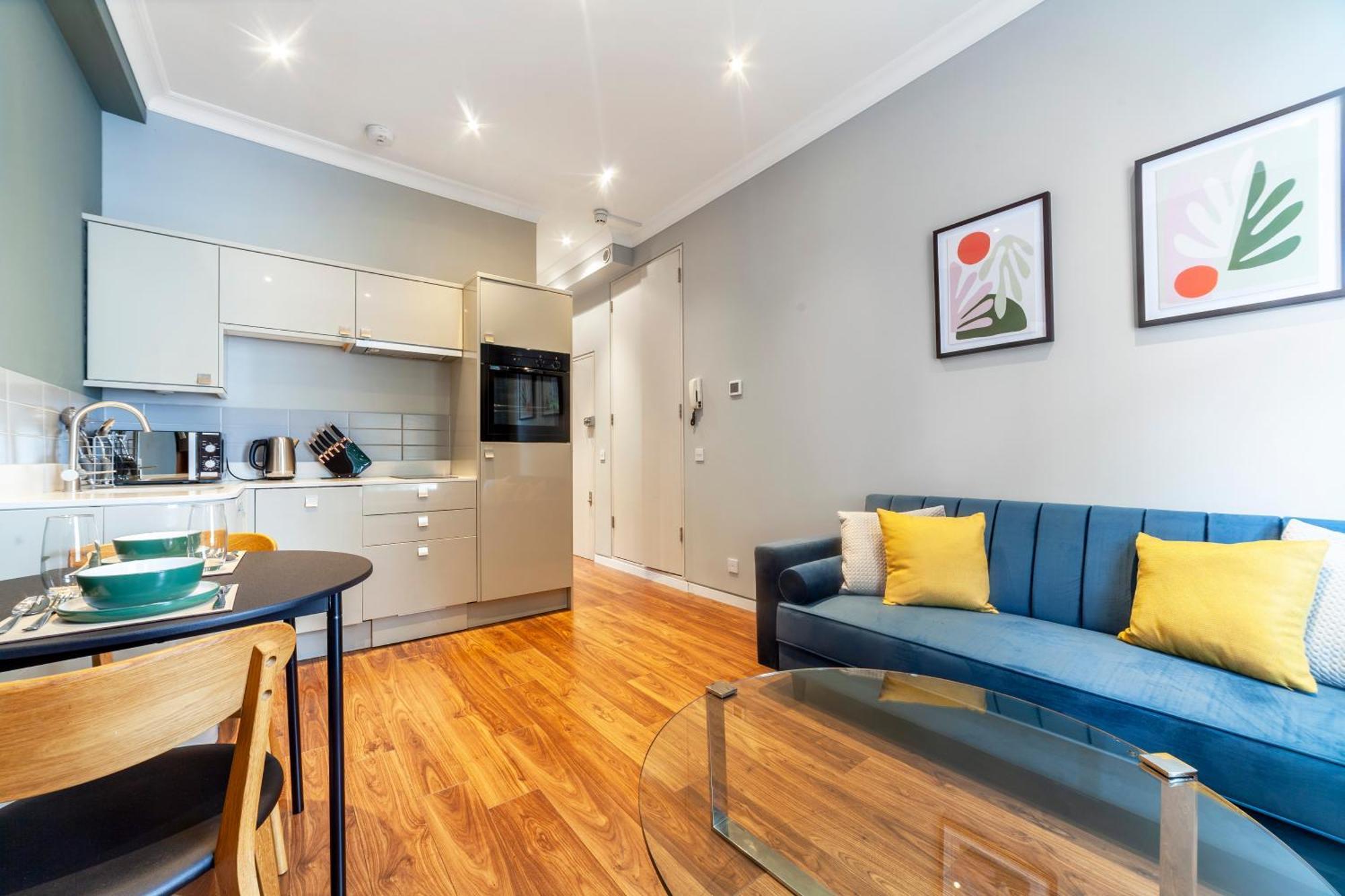 Bright & Modern 1bdr Flat Near Lakeside Road Apartment London