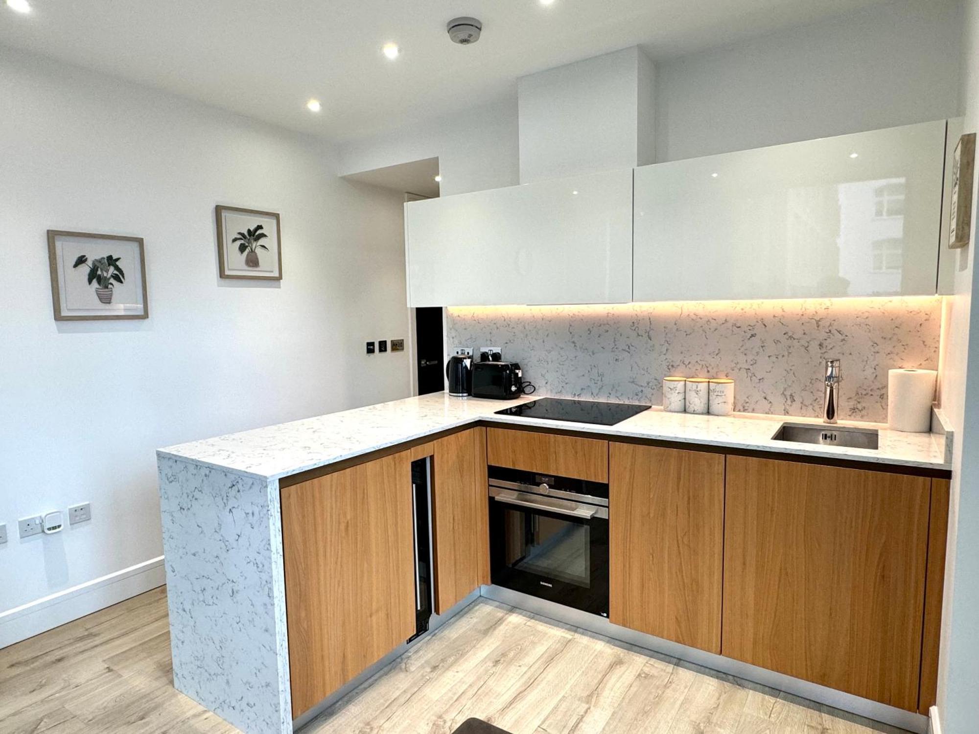 Tower Bridge, Luxury Flat With Beautiful Garden Views * London