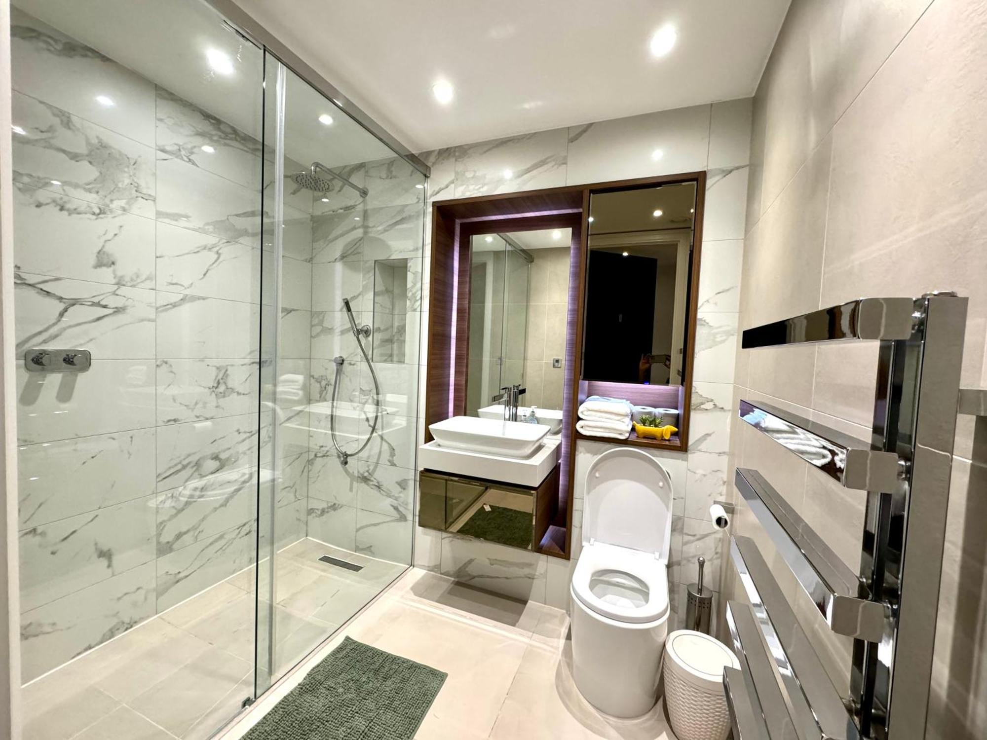 Tower Bridge, Luxury Flat With Beautiful Garden Views Apartment London