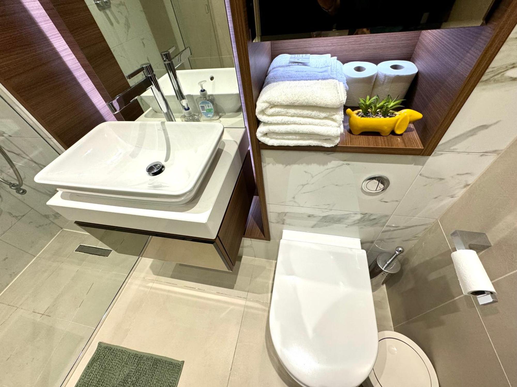 Tower Bridge, Luxury Flat With Beautiful Garden Views * London