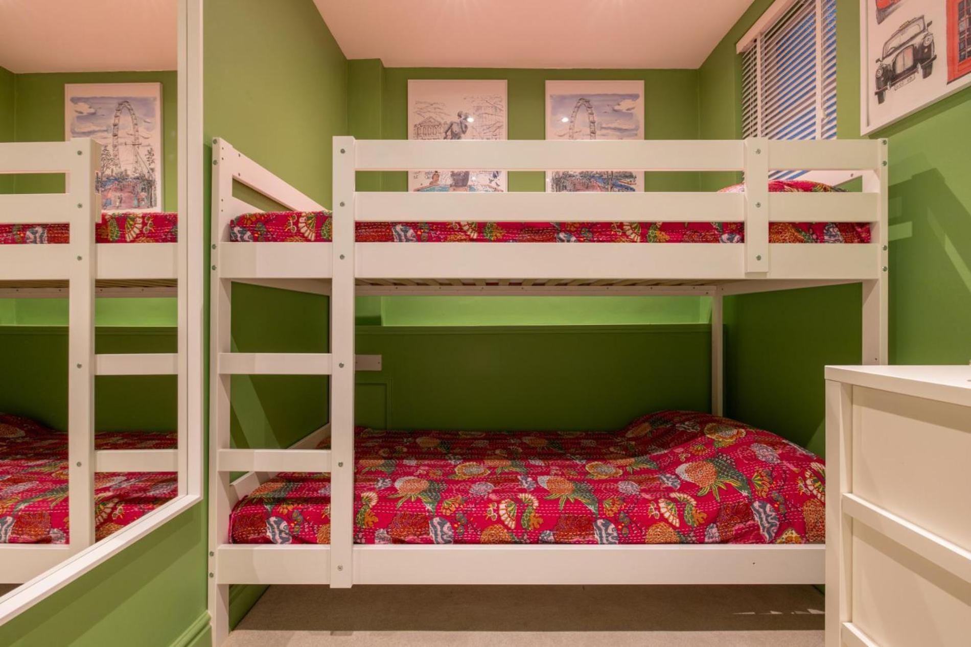 Cosy And Stylish Chelsea 2 Bedroom Flat Apartment London