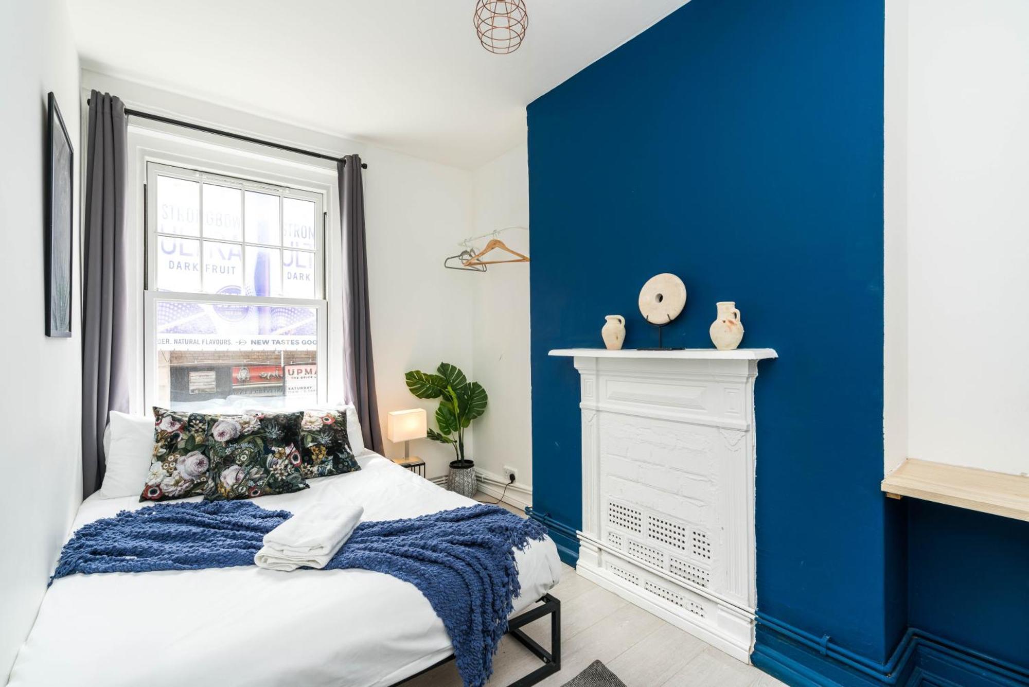 Lv1 Central-zone1-shoreditch-bricklane-liverpoolstreet * London