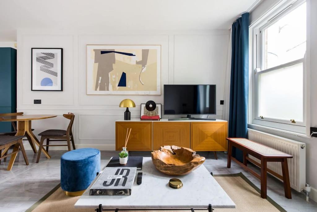 Contemporary Flat In Clerkenwell *