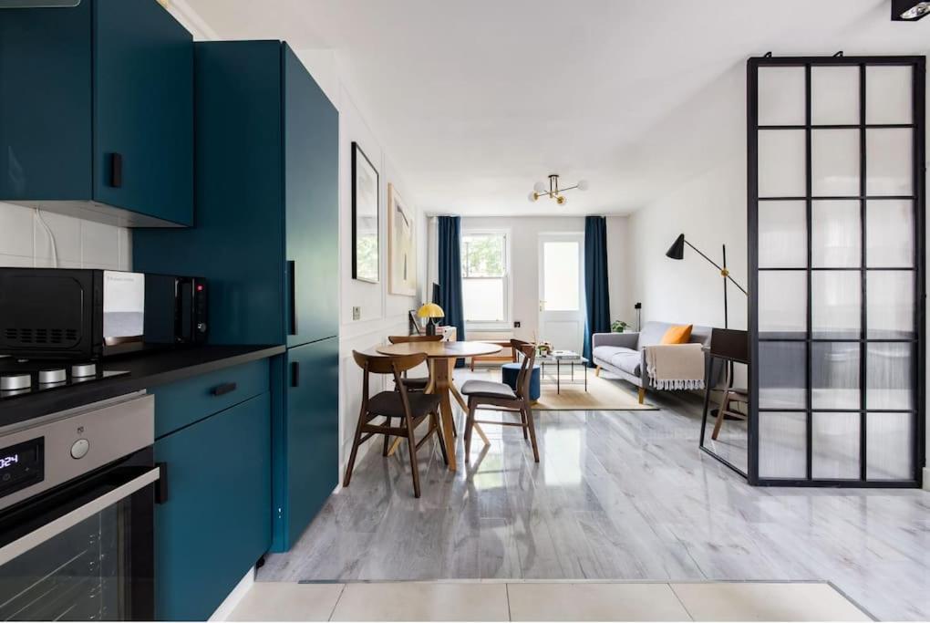 Contemporary Flat In Clerkenwell Apartment London