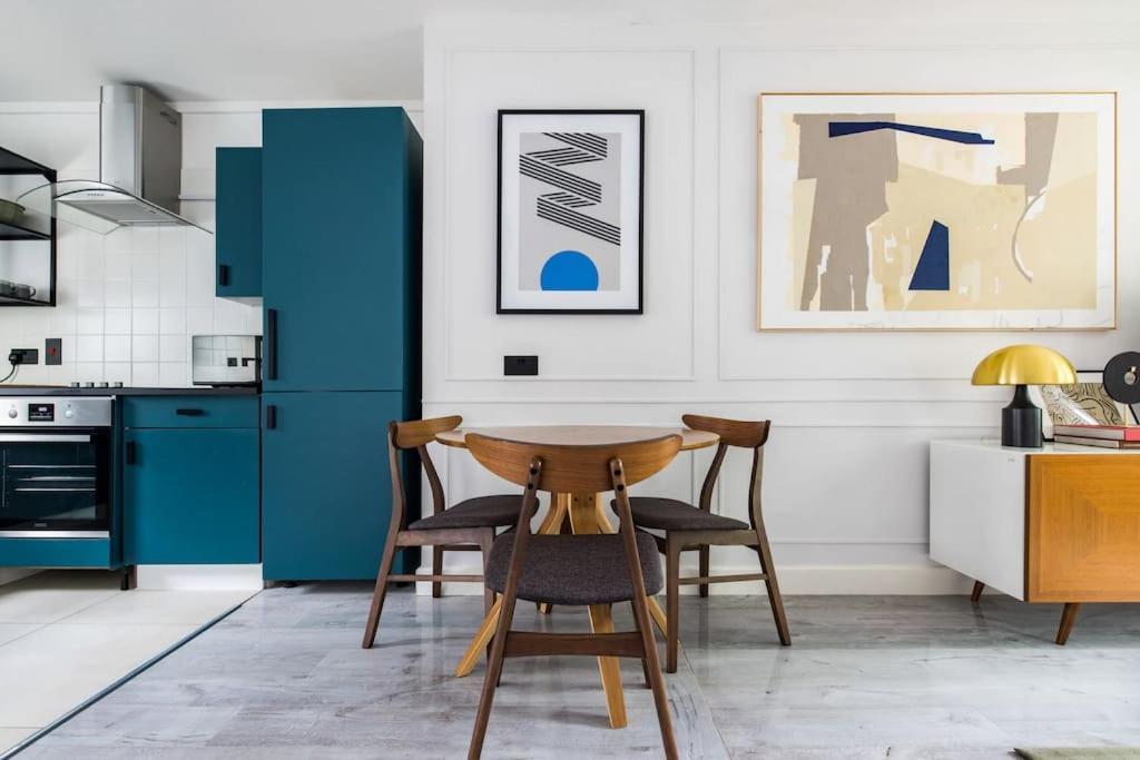 Contemporary Flat In Clerkenwell *