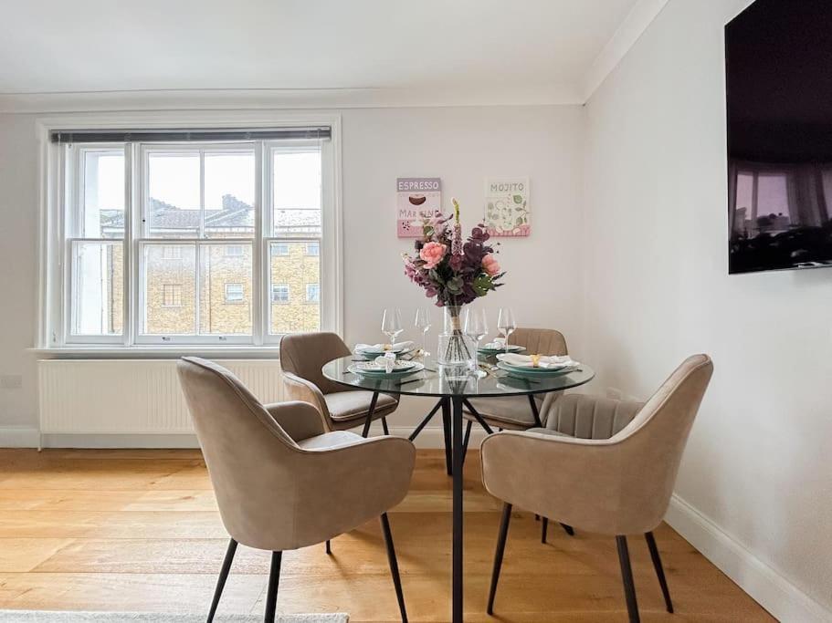 Charming One Bedroom Flat On Portobello Road Apartamento