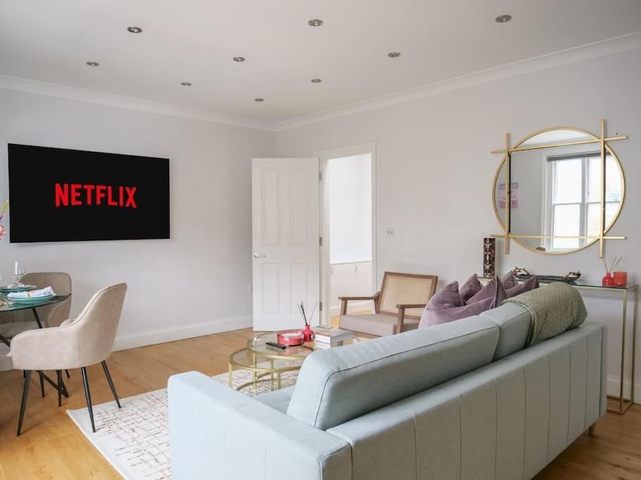 Charming One Bedroom Flat On Portobello Road Apartamento Londres