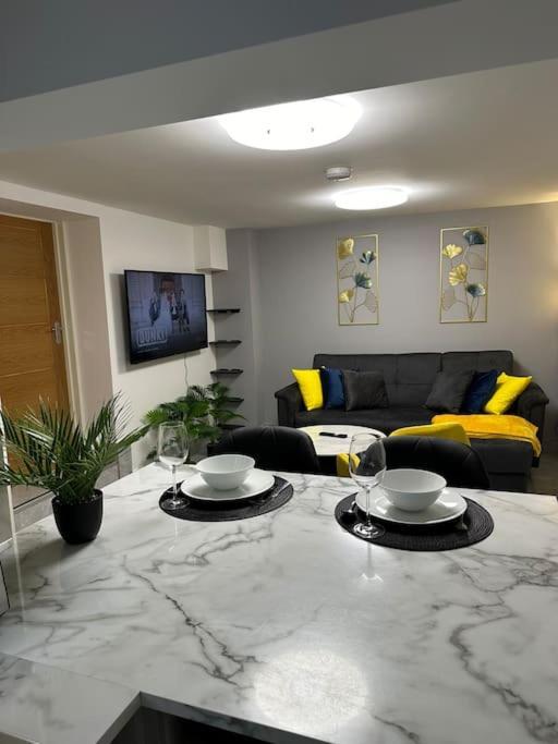 Stylish Entire 2bed *