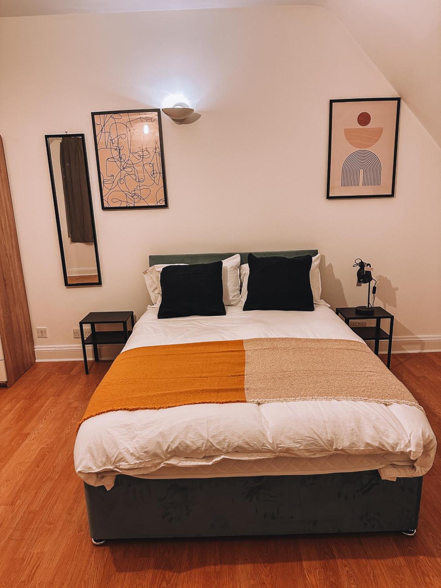Spacious 3 In Tooting Guest house