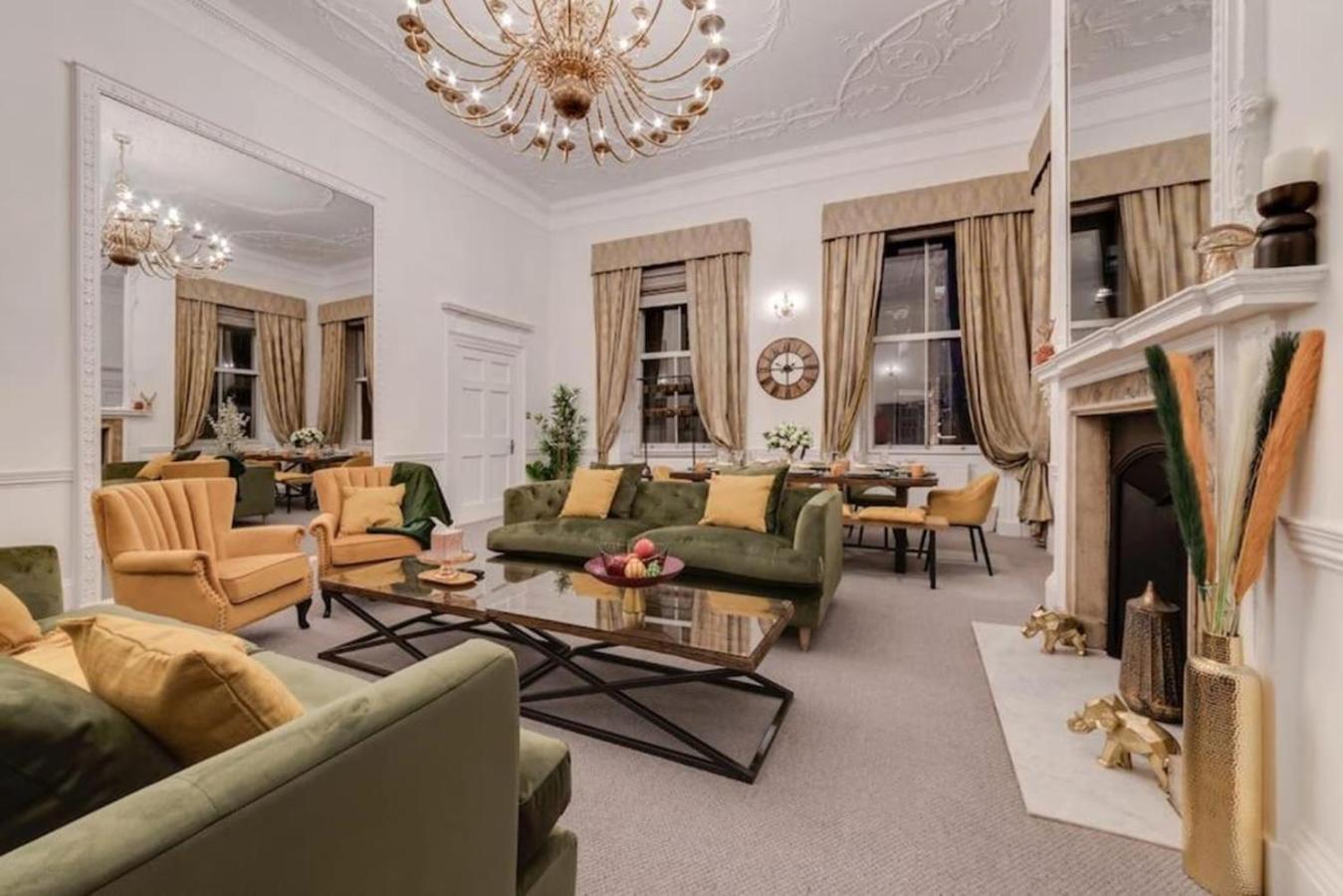 Harley Street Spectacular With High Ceilings, High Luxury London