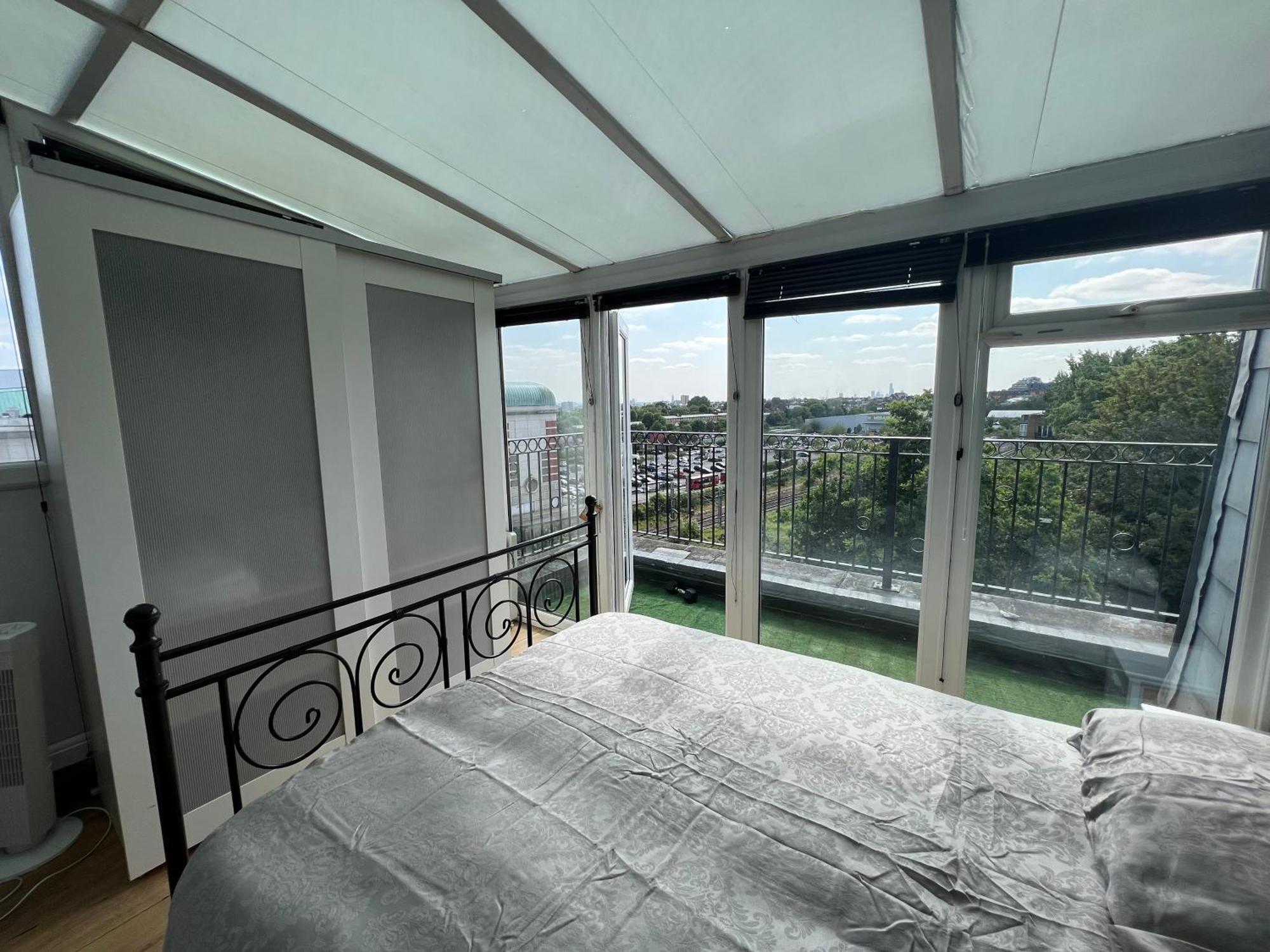 Apartment Comfy 2 Bedroom - Finchley Road, London