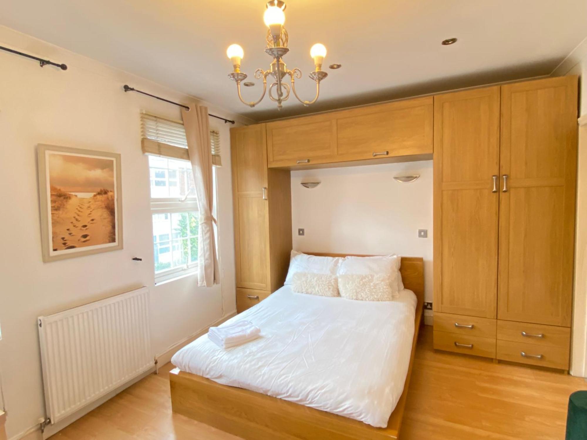 Apartment Stunning 1-bed In *
