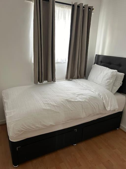 A Luxurious 3 Bed-terrance House Vakantiehuis Londen