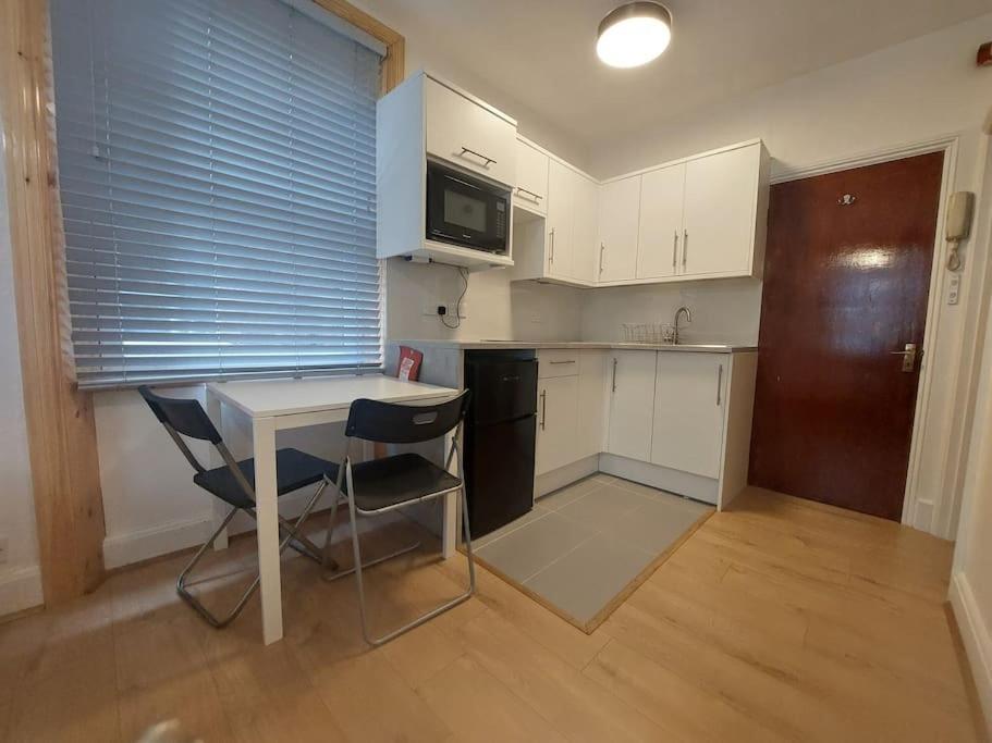 Newly Refurbished Apartment London