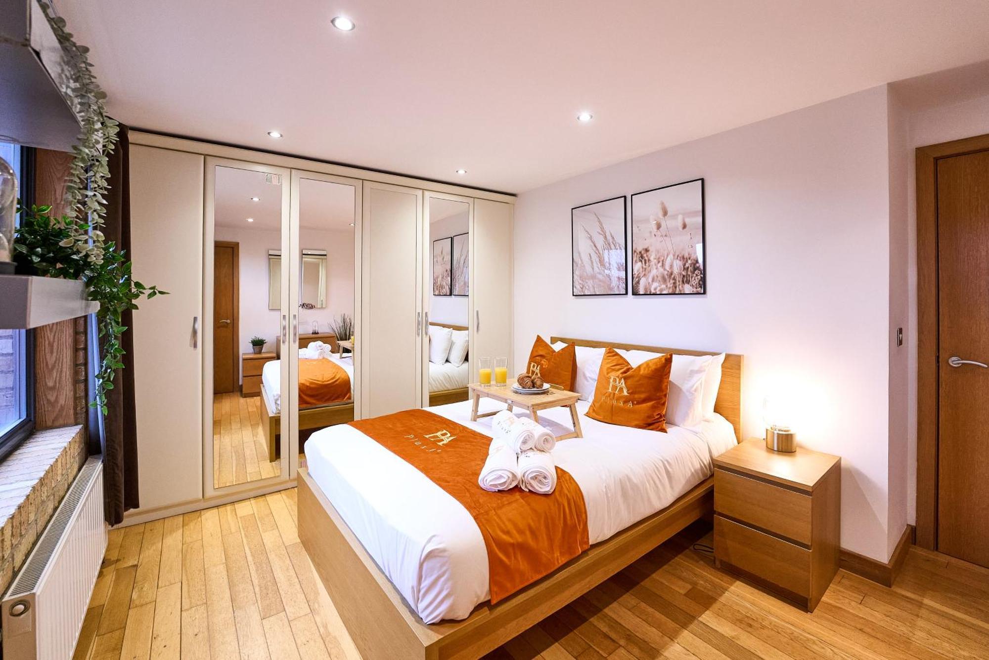 Southwark Apartment