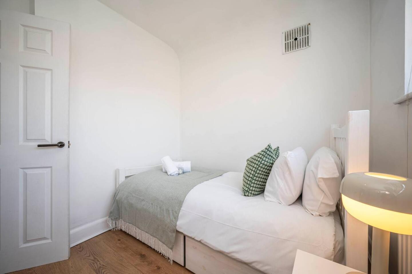 Pass The Keys Modern Beckenham Fast Train Links Appartement *