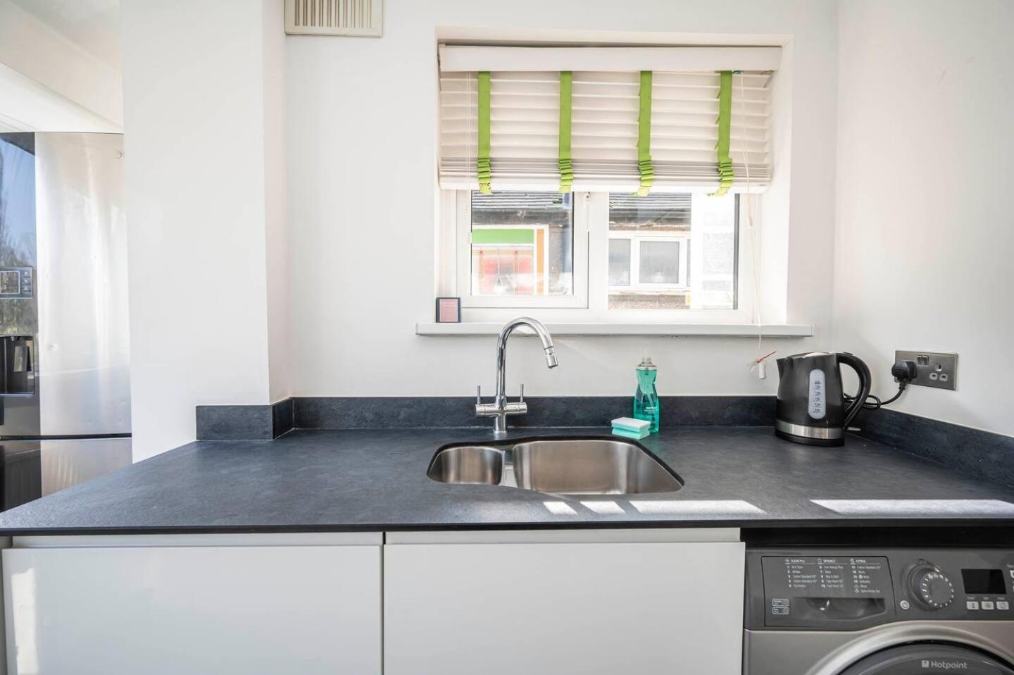 Pass The Keys Modern Beckenham Fast Train Links Appartement