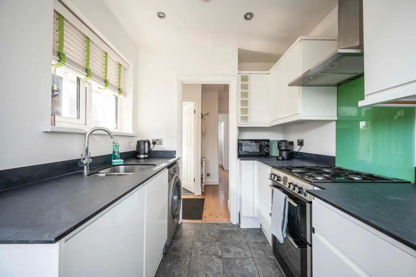 Appartement Pass The Keys Modern Beckenham Fast Train Links Londen